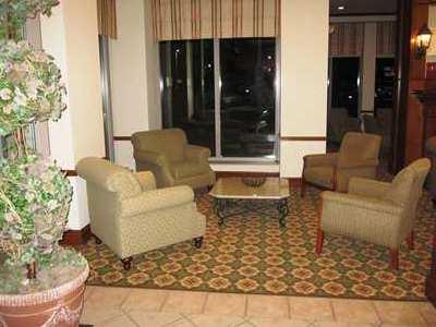 Hilton Garden Inn Cleveland Airport Fairview Park Екстериор снимка